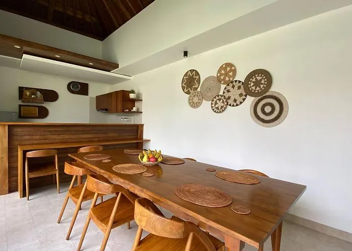 Nau Nusa Villa